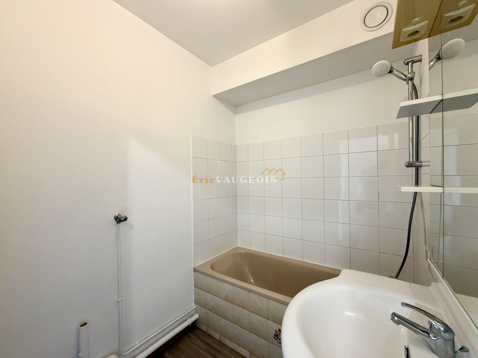 Image_32, Studio, La Ferté-sous-Jouarre, ref :1632