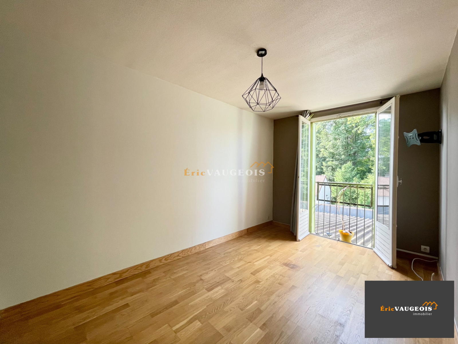 Image_12, Immeuble, Coulommiers, ref :1041