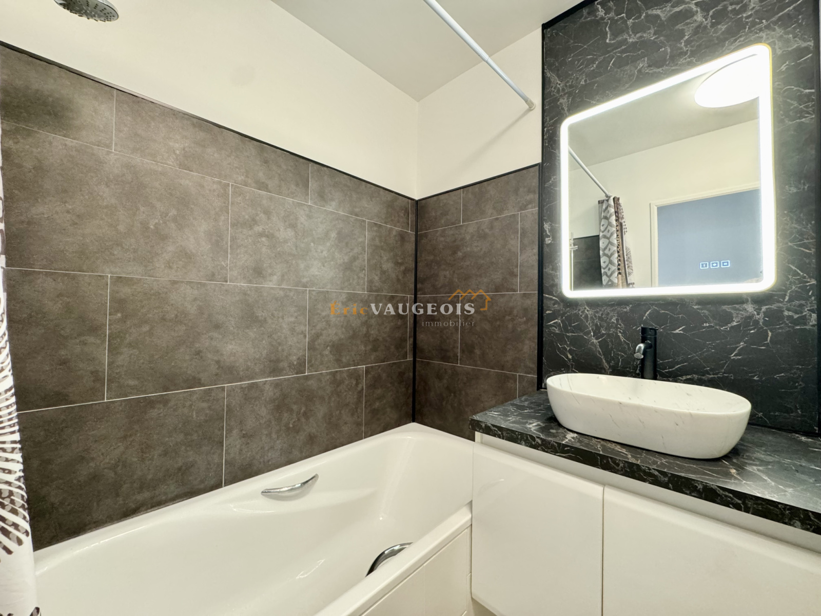 Image_46, Appartement, Chessy, ref :1486