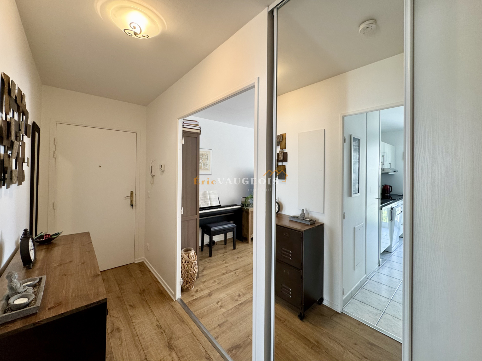 Image_34, Appartement, Chessy, ref :1486